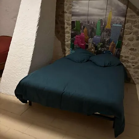 Casa de Férias Maison Typique Auvergne Montel-de-Gelat