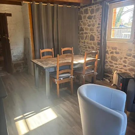 Vakantiehuis Maison Typique Auvergne *